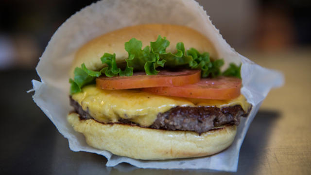 shake-shack-burger.jpg 