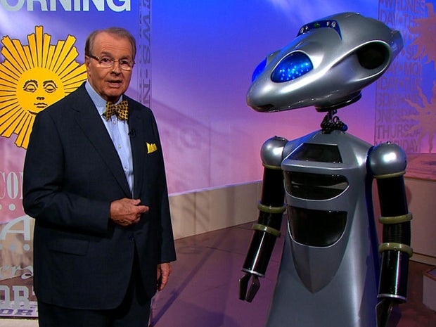 charles-osgood-con-robot.jpg