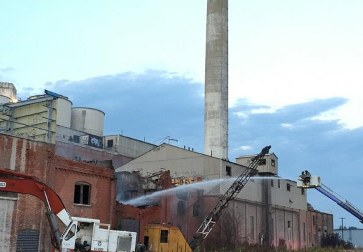 Abandoned Sugar Mill Catches Fire Cbs Colorado