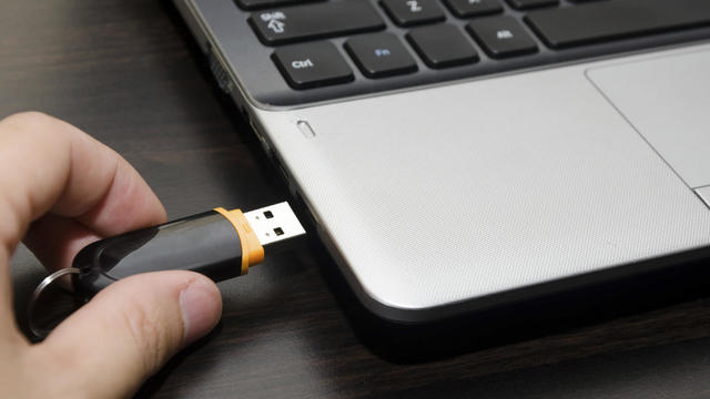 computer-flash-drive.jpg 