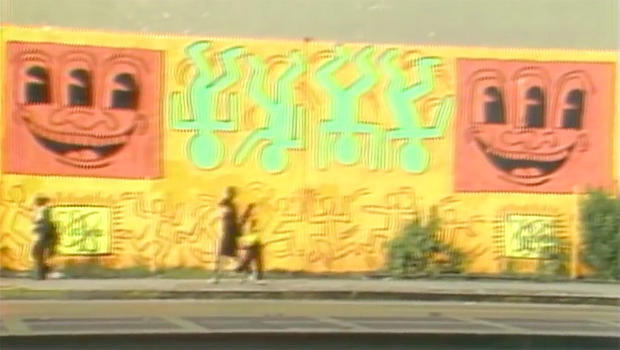 keith-haring-bowery-mural-1982-620.jpg 