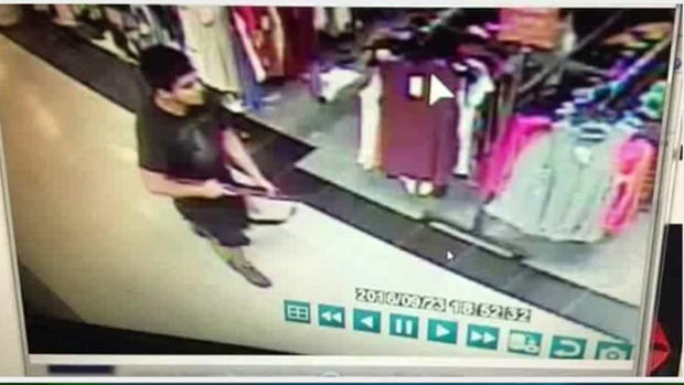 Surveillance camera shows suspect in Washington mall shooting 