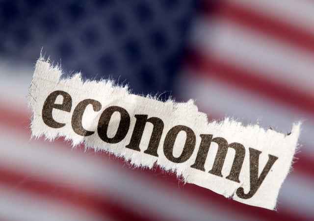 7 economic indicators to watch before the election