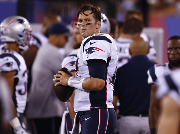 Tom Brady - New England Patriots v New York Giants 