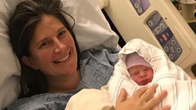 baby-born-on-side-of-mass-turnpike-101616.jpg 