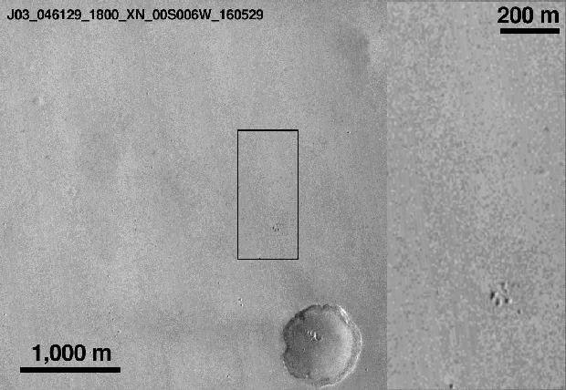 mars-reconnaissance-orbiter-view-of-schiaparelli-landing-site.gif 