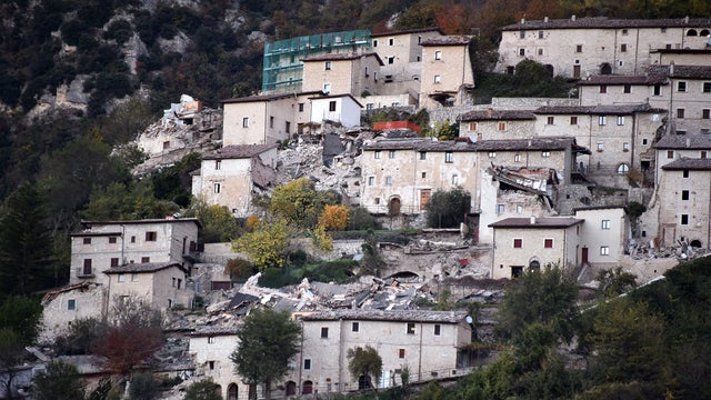 2016-10-30t171323z-372999468-s1beujzhclaa-rtrmadp-3-italy-quake.jpg 