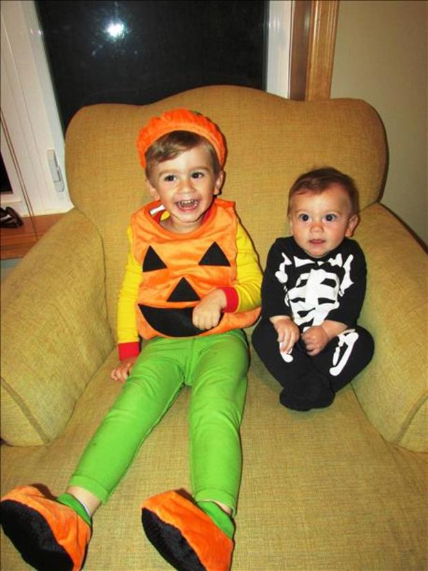 pumpkin-and-skeleton.jpg 
