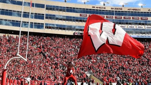 univeristy-of-wisconsin-football-game.jpg 