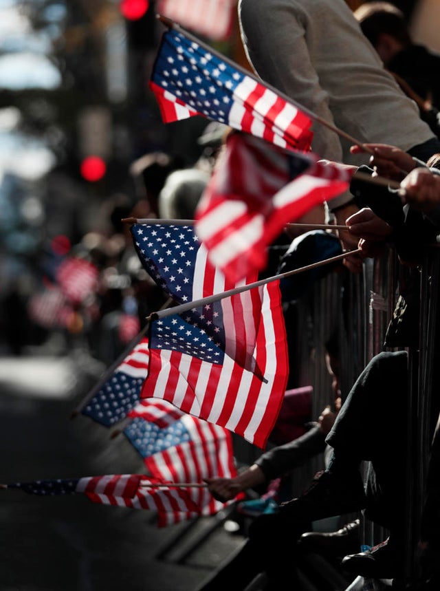 veterans-day-ap-16316634270425.jpg 