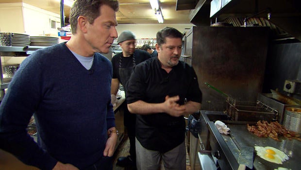 bobby-flay-nick-kallas-broad-street-diner-620.jpg 