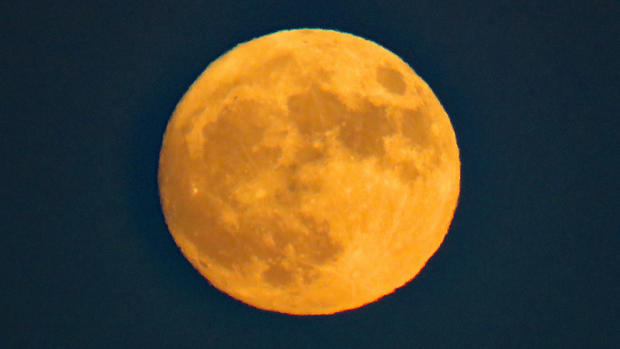 18011-super-moon-111316-from-mike-quaintance-of-bailey.jpg 