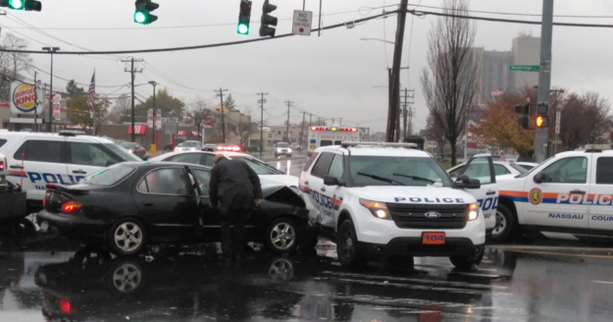 Nassau County Police Vehicle Involved In Long Island Collision Cbs New York 7949