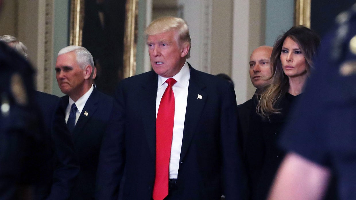Who is the new White House communications director? - CBS News
