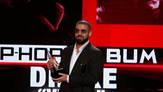 2016-11-21t020145z-1636167903-ht1ecbl05mha7-rtrmadp-3-awards-americanmusic.jpg 