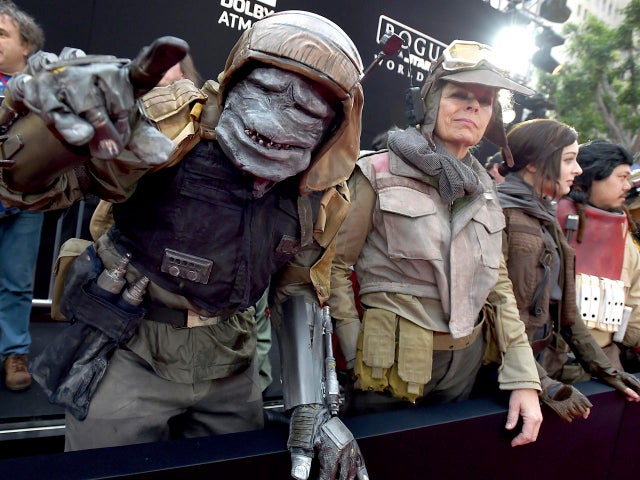 rogue-one-premiere-ap-16346032590958.jpg 