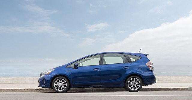 Toyota Prius Recall 1 Million Prius C HR Vehicles Recalled Due To Fire Risk CBS News