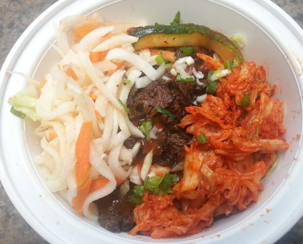 bbq-short-rib-rice-bowl-from-kimchi-taco-truck 