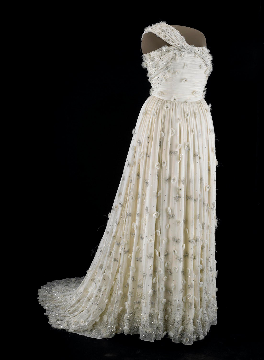 Smithsonian's "First Ladies" collection