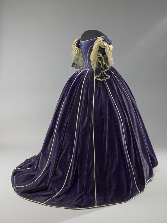 Mamie Eisenhower's Inaugural Gown, 1953 | Smithsonian Institution