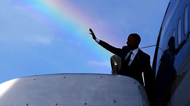 president-obama-air-force-one-rainbow-pete-souza-from-top-promo.jpg 