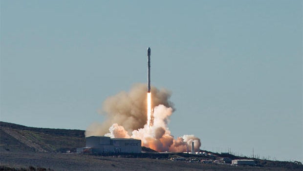 A SpaceX Falcon 9 rocket blasts off from Vandenberg Air Force Base, Calif., successfully launching 10 Iridium telephone satellites Jan. 14, 2017. This was SpaceX’s first flight since a catastrophic launch pad explosion Sept. 1, 2016. 