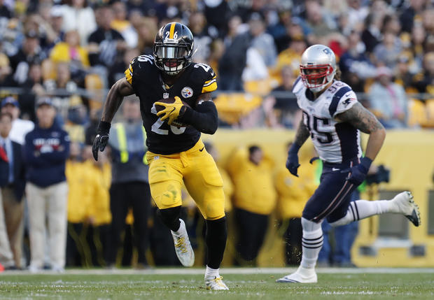 Le'Veon Bell - New England Patriots v Pittsburgh Steelers 