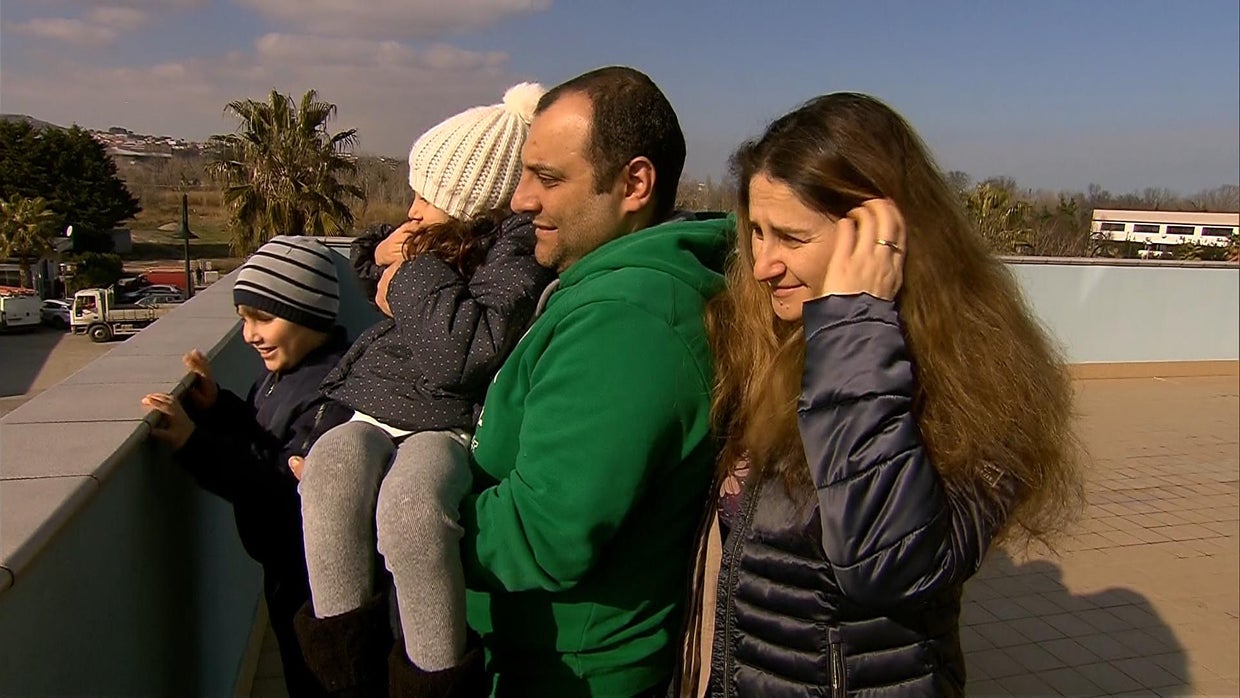 4-perete-family-members.jpg 