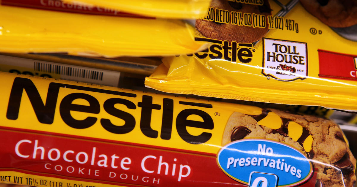 Nestlé recalls Toll House cookie dough bars because they may contain wood fragments