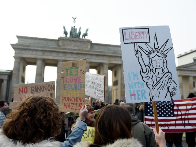 trump-muslim-ban-protest-getty-berlin-633776924.jpg 