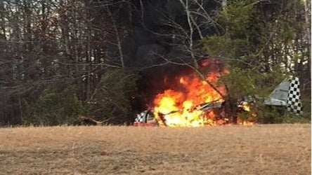 732588-witness-helps-rescue-pilot-after-crash-50ad2.jpg 