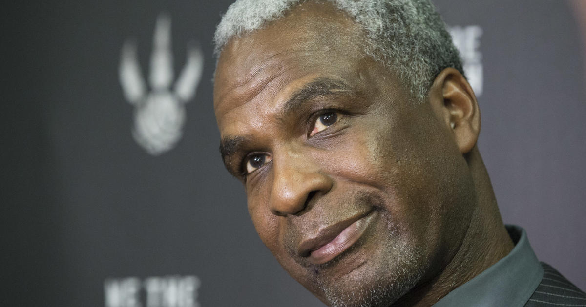 Baffoe: At Least The Charles Oakley Incident Stuck To Sports, Right? - CBS  Chicago
