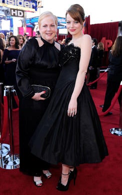 emma-stone-mother-krista-getty-137931825-244.jpg 