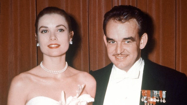 grace-kelly-prince-ranier-of-monaco-ap-133608591910.jpg 