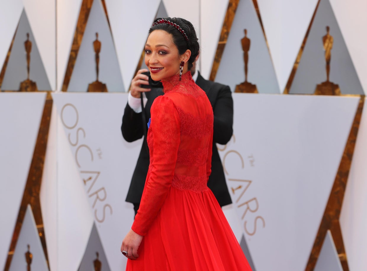 2017-02-26t231730z-1522581314-hp1ed2q1sp5h2-rtrmadp-3-awards-oscars.jpg 