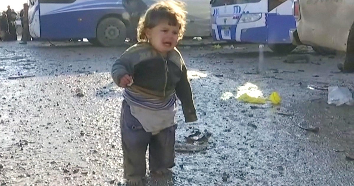 Civilians pay the price in fight against ISIS in western Mosul - CBS News