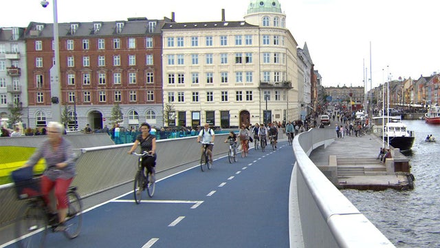 denmark-bicycle-path-waterfront-promo.jpg 