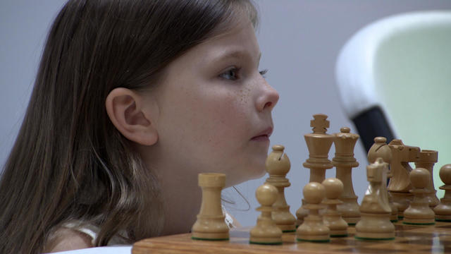 Boston-area chess players watch American compete in world championship -  The Boston Globe