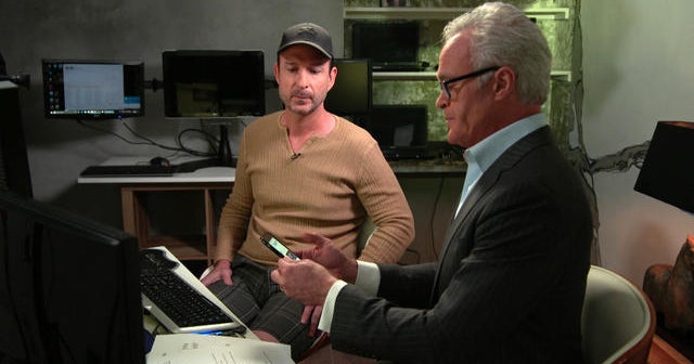 How fake news becomes a popular, trending topic - CBS News