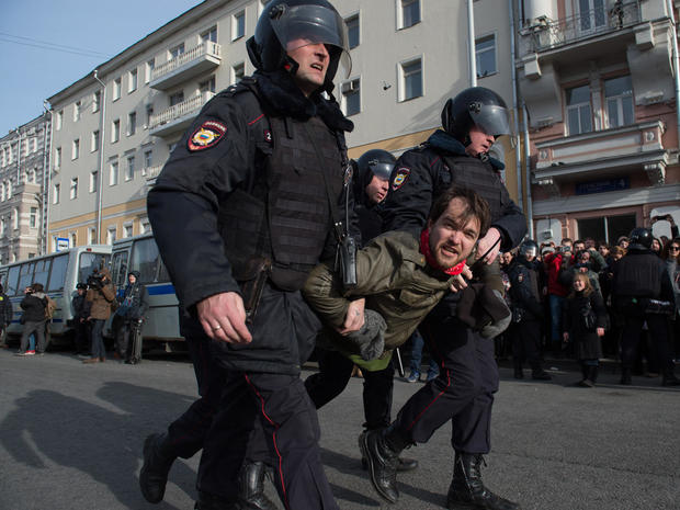 russia-protests-getty-657966984.jpg 