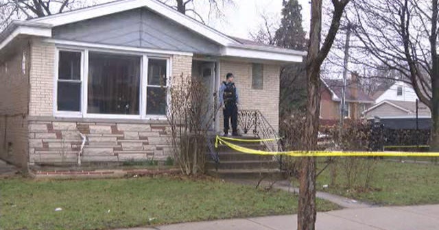 ICE agent shoots man during arrest attempt in Chicago - CBS News
