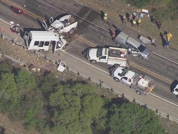 170329-kens-fatalities-bus-crash-texas.jpg 