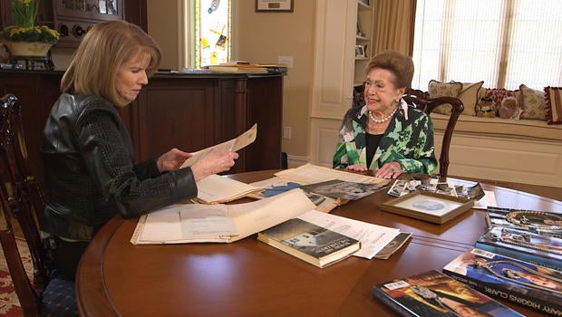 mary-higgins-clark-with-erin-moriarty-a-620.jpg 