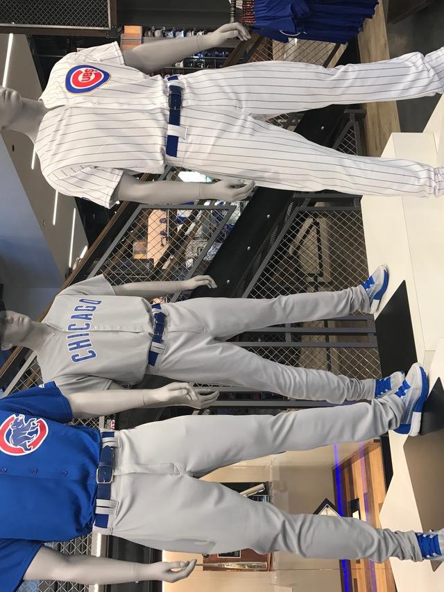Photos: New Chicago Cubs Merchandise Store Opens Near Wrigley