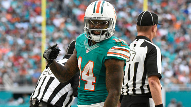 Opportunity running out for Dolphins roster hopefuls, CBS News Miami's  Steve Goldstein - CBS Miami