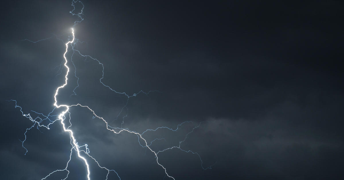 Lightning strikes kill 24 people in India amid unusually heavy rain storms in Gujarat state - CBS News