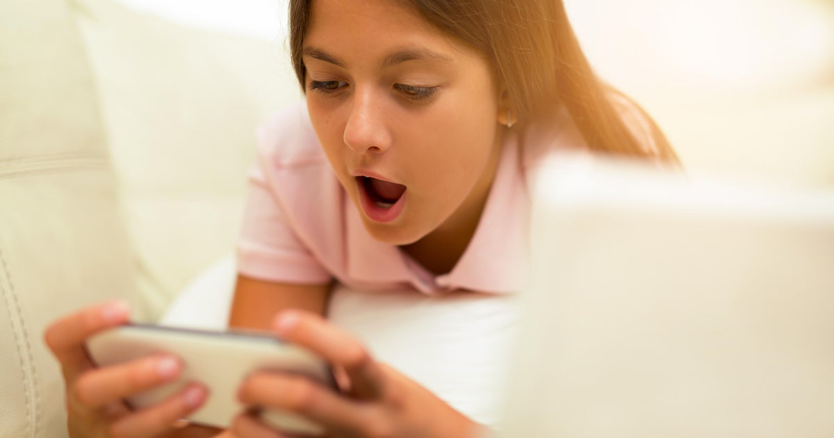 Risky smartphone apps - CBS This Morning - CBS News