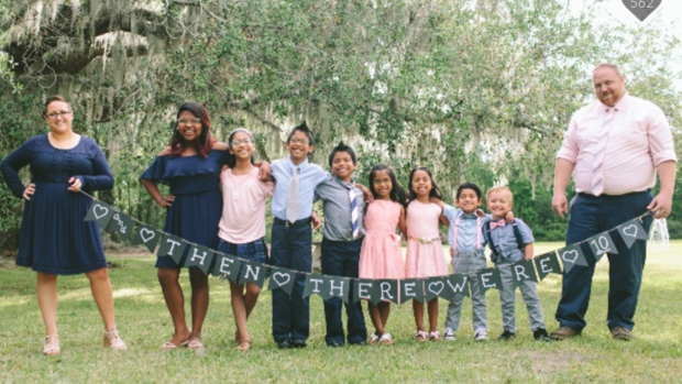 29 heartwarming photos of foster kids getting adopted 