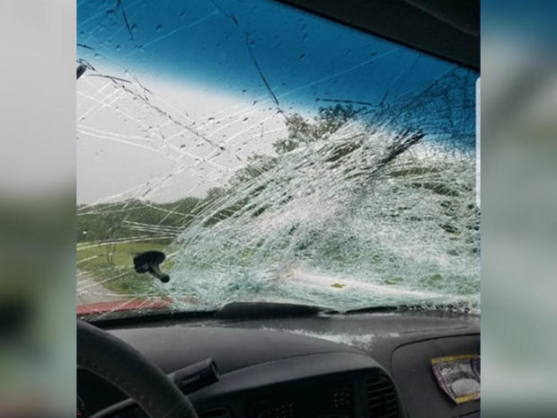 170517-kcci-windshield-shattered-severe-weather.jpg 