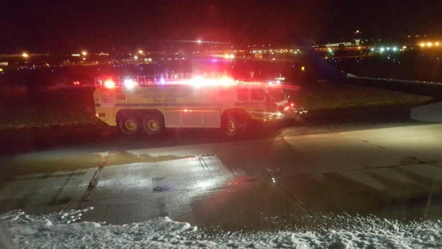 jetblule-emergency-landing-bird-strike-051717.jpg 